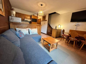 Duplex avec terrasse, piscine et parking à Samoëns - FR-1-624-111